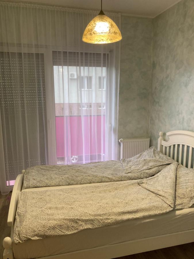 Bhoeme Apartament Oradea Exterior foto