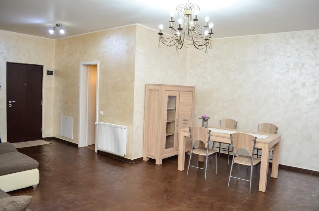 Bhoeme Apartament Oradea Exterior foto